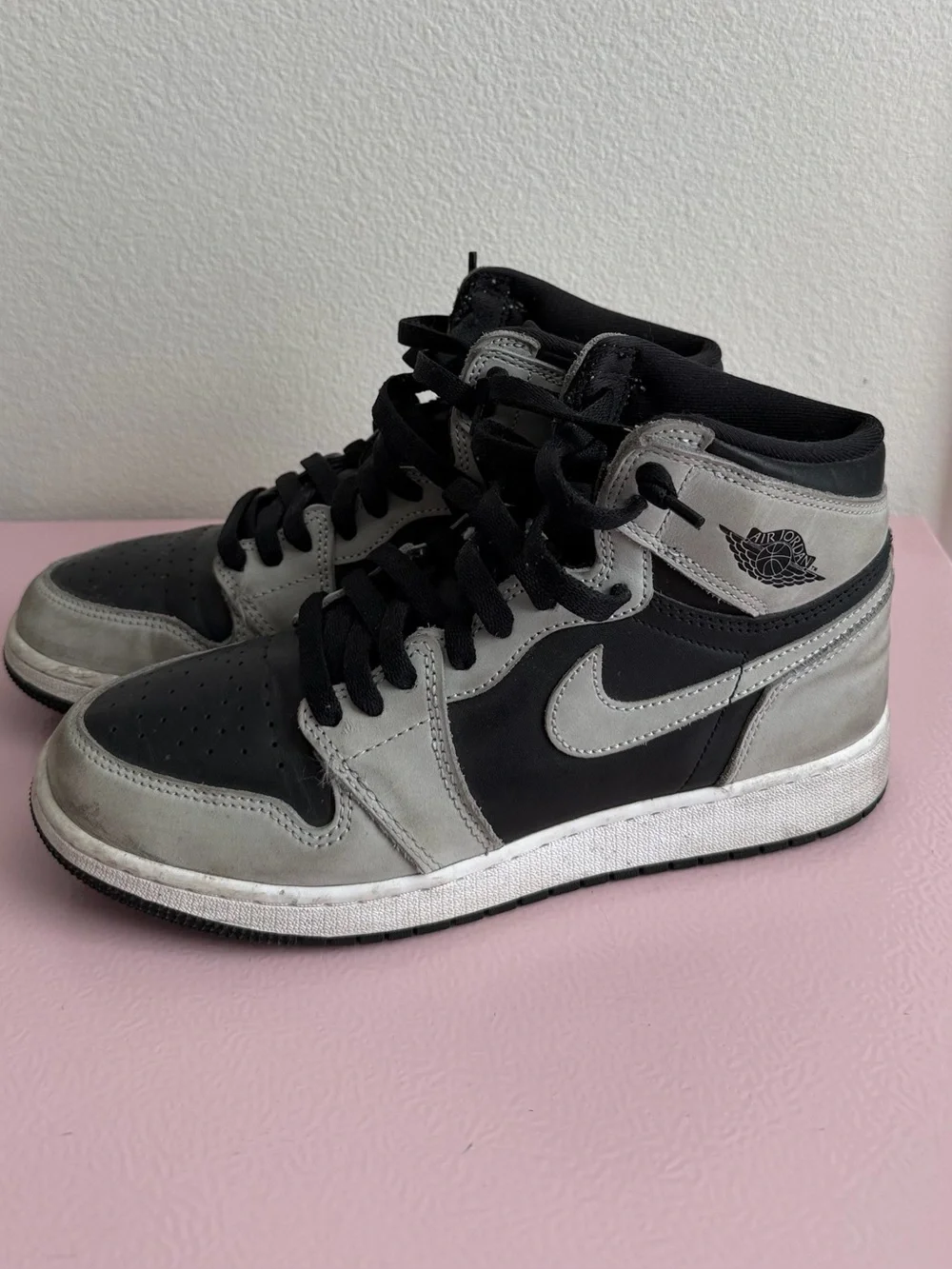 Jordan 1 Mid Black / Grey Men’s Sneakers